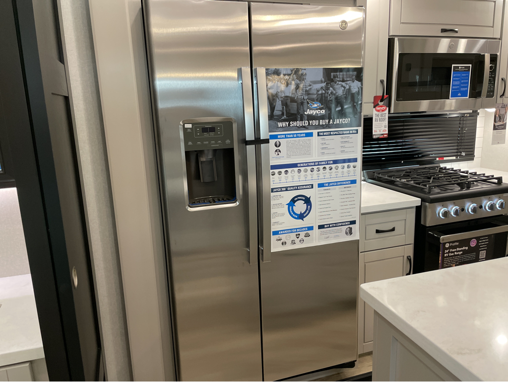 2026 Jayco North Point 382FLRB, $ 104,990
