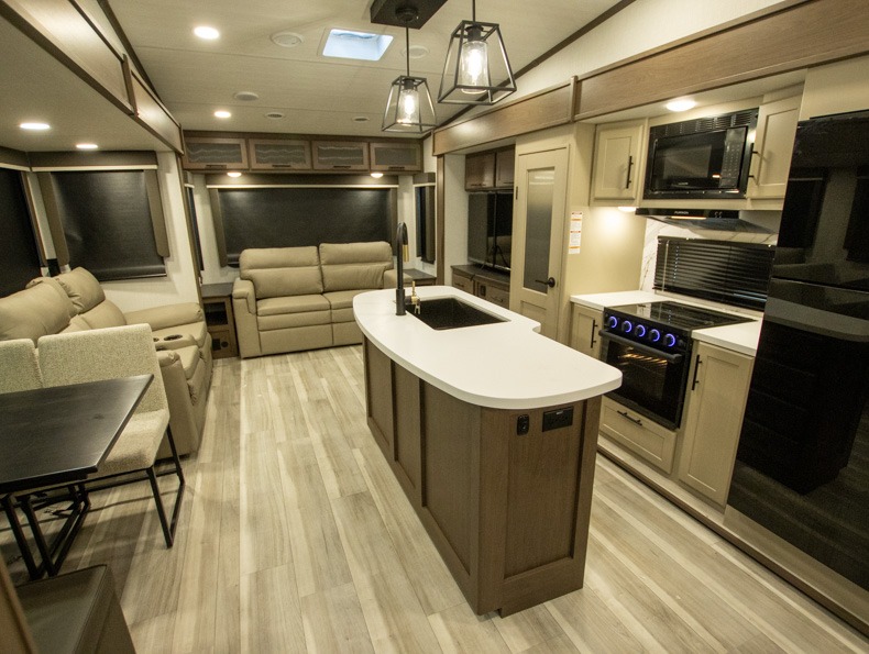 2026 Keystone Cougar Half-Ton (Fifth Wheel) 29RLI, $ 53,999
