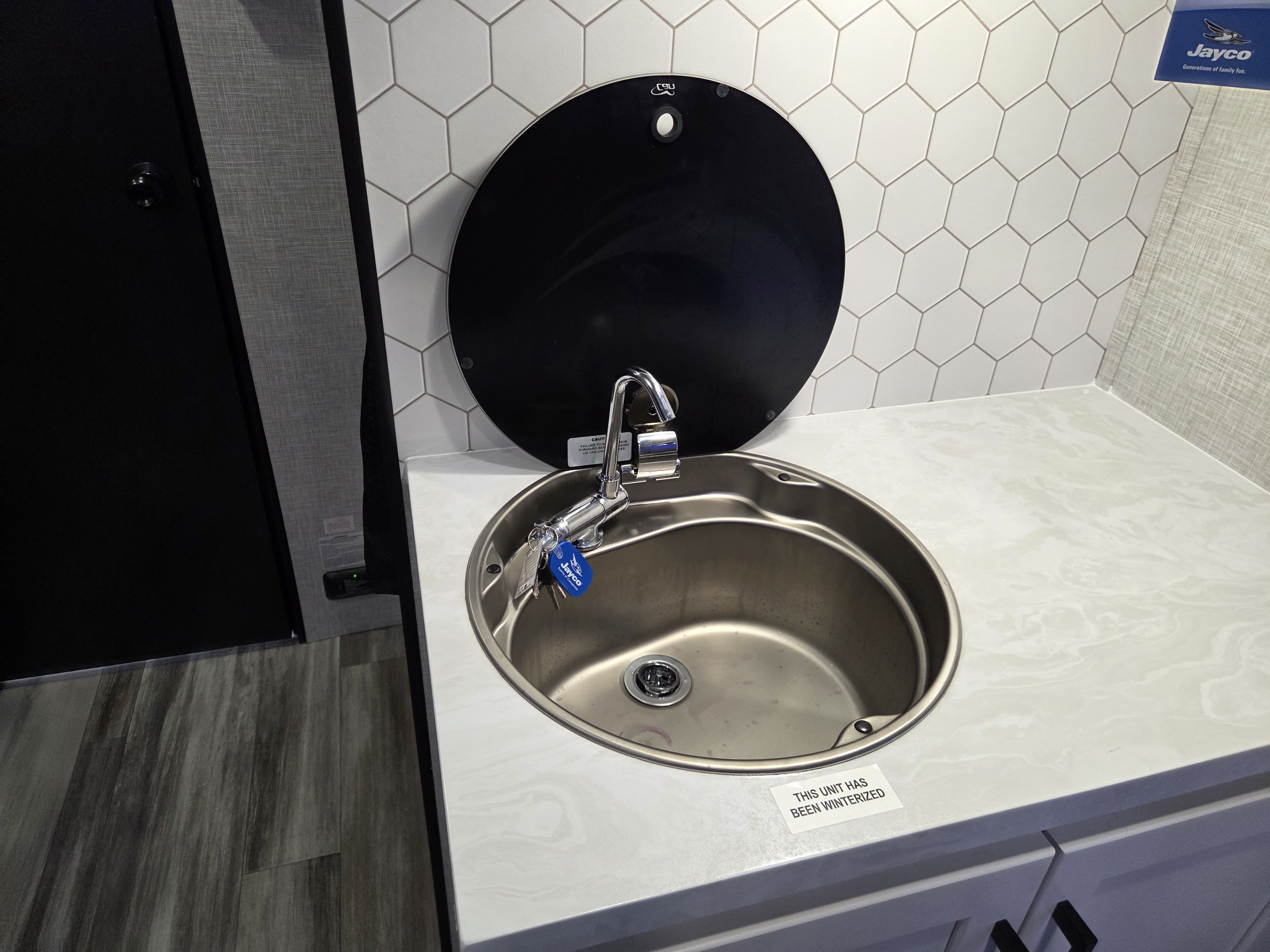 2025 Jayco Jay Feather Air 18MBH, $ 23,999