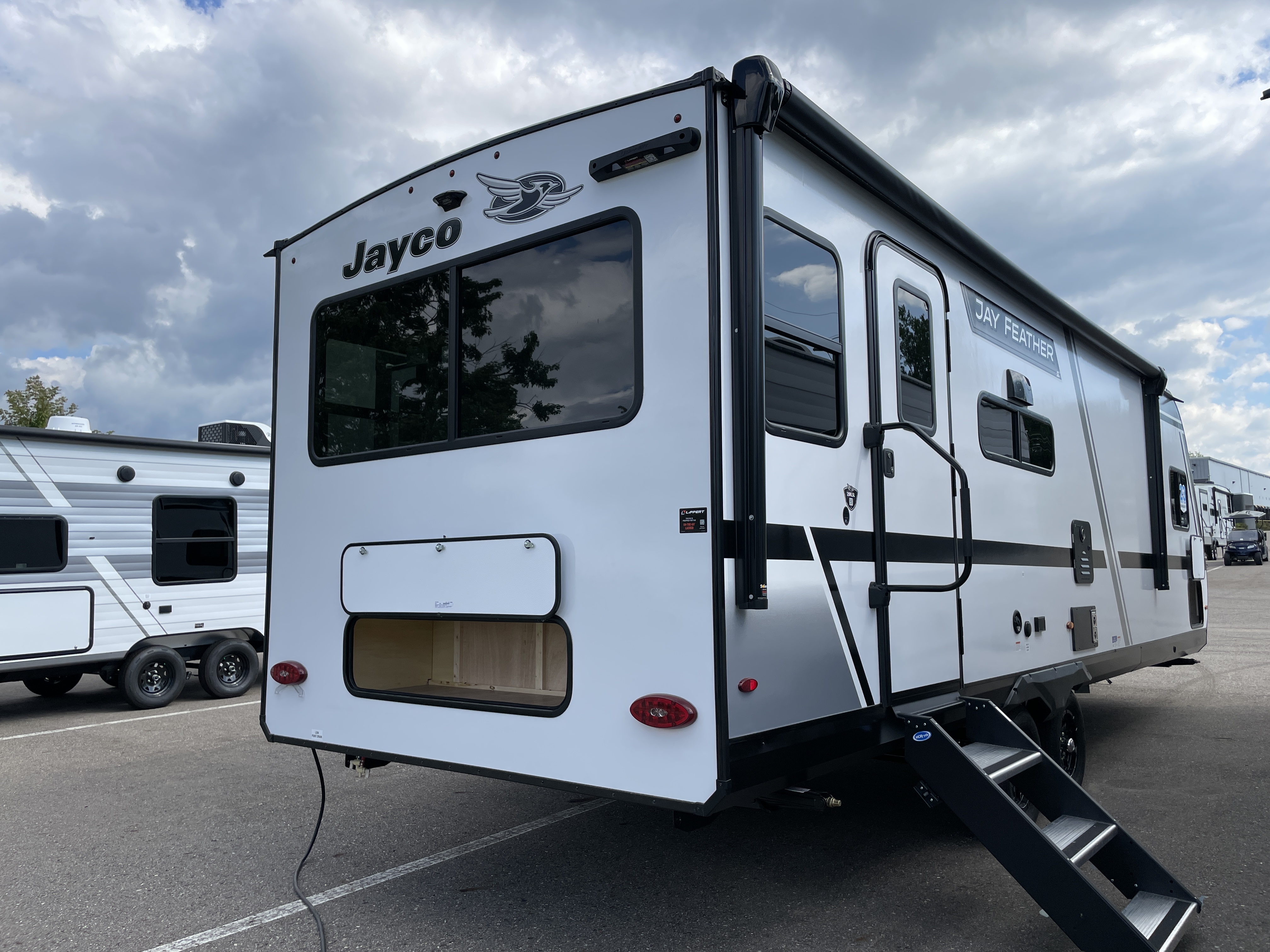 2027 Jayco Jay Feather SL 25RLSL, $ 31,999
