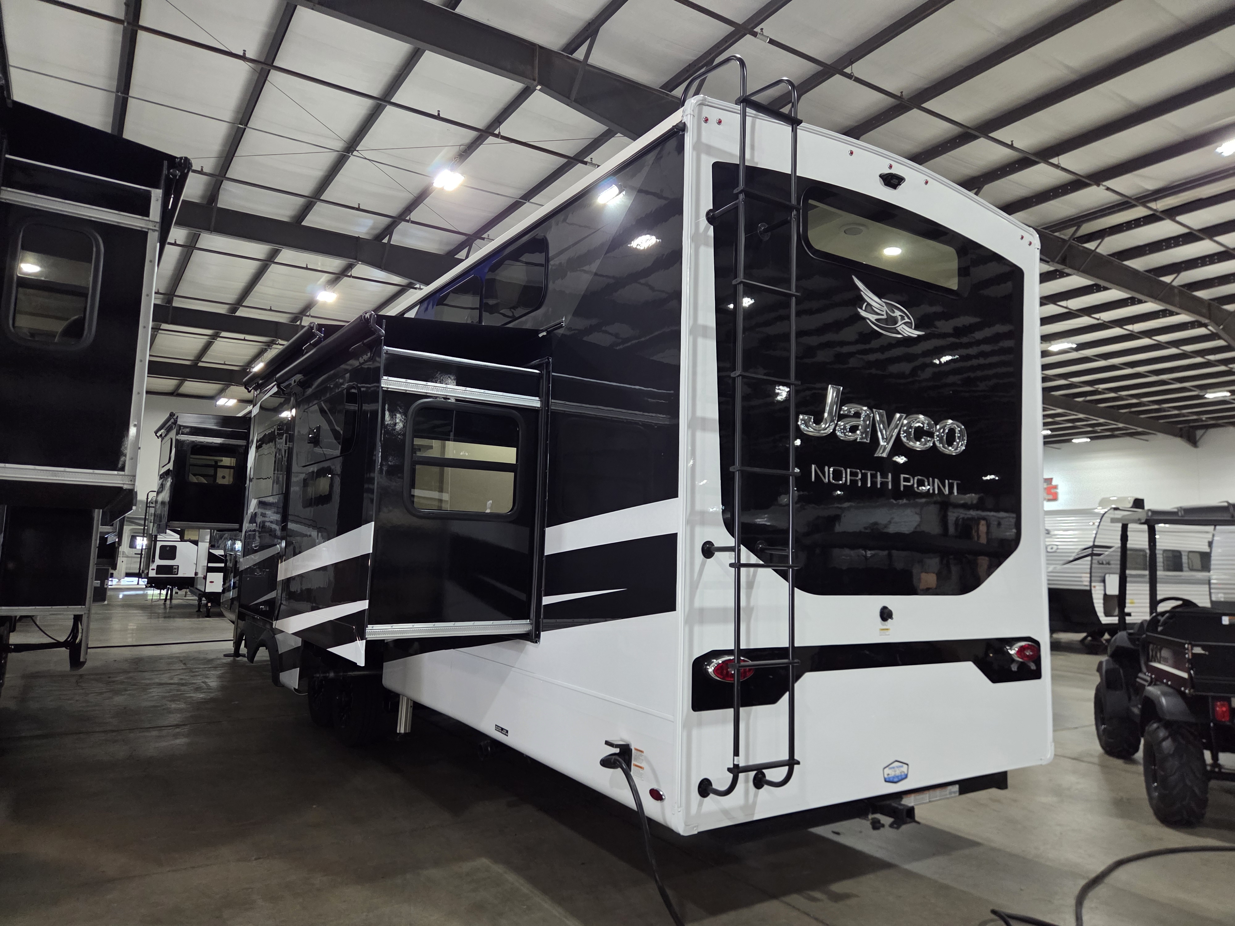 2026 Jayco North Point 395DSDB, $ 114,995