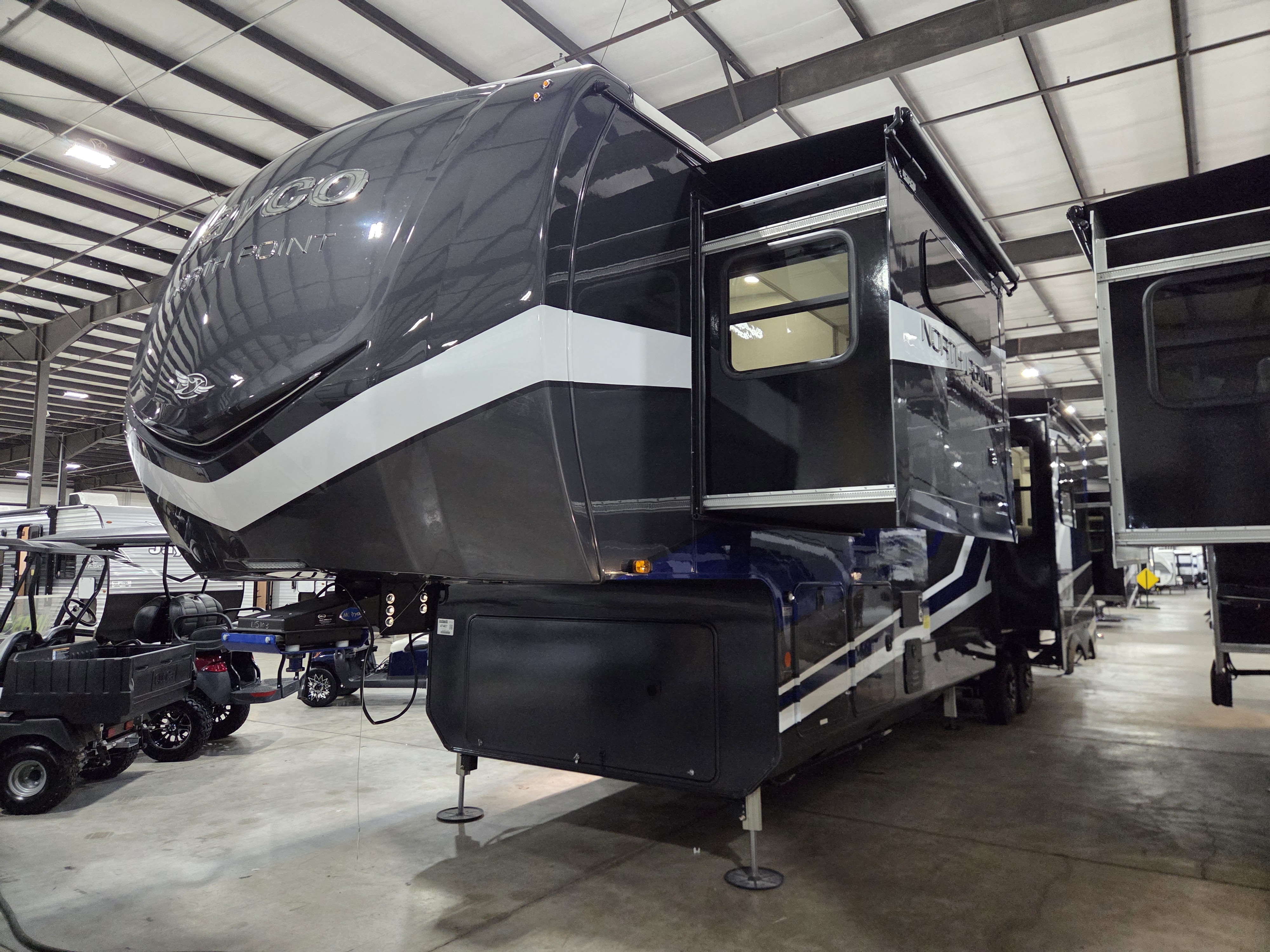 2026 Jayco North Point 395DSDB, $ 114,995