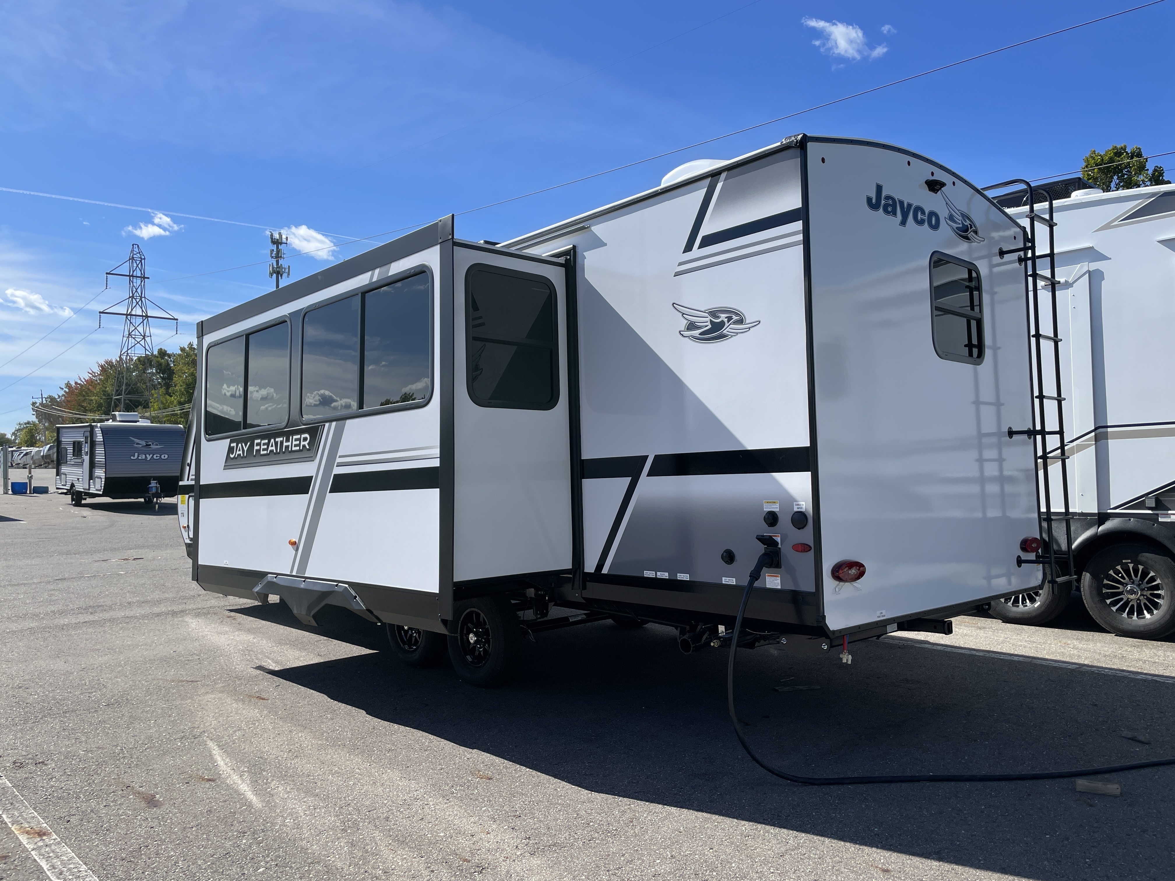 2027 Jayco Jay Feather 25RB, $ 56,529