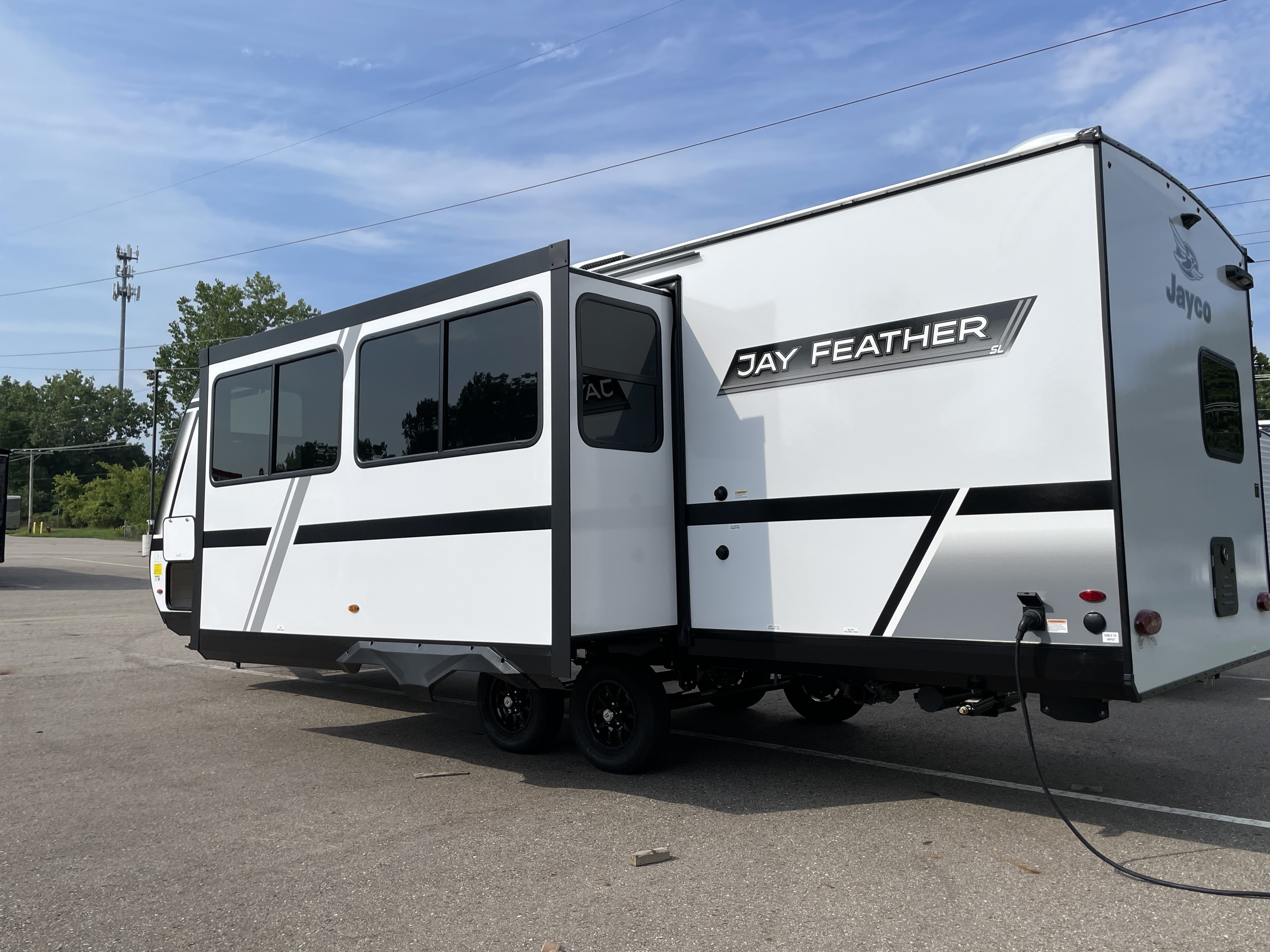 2027 Jayco Jay Feather SL 26BHSL, $ 30,990