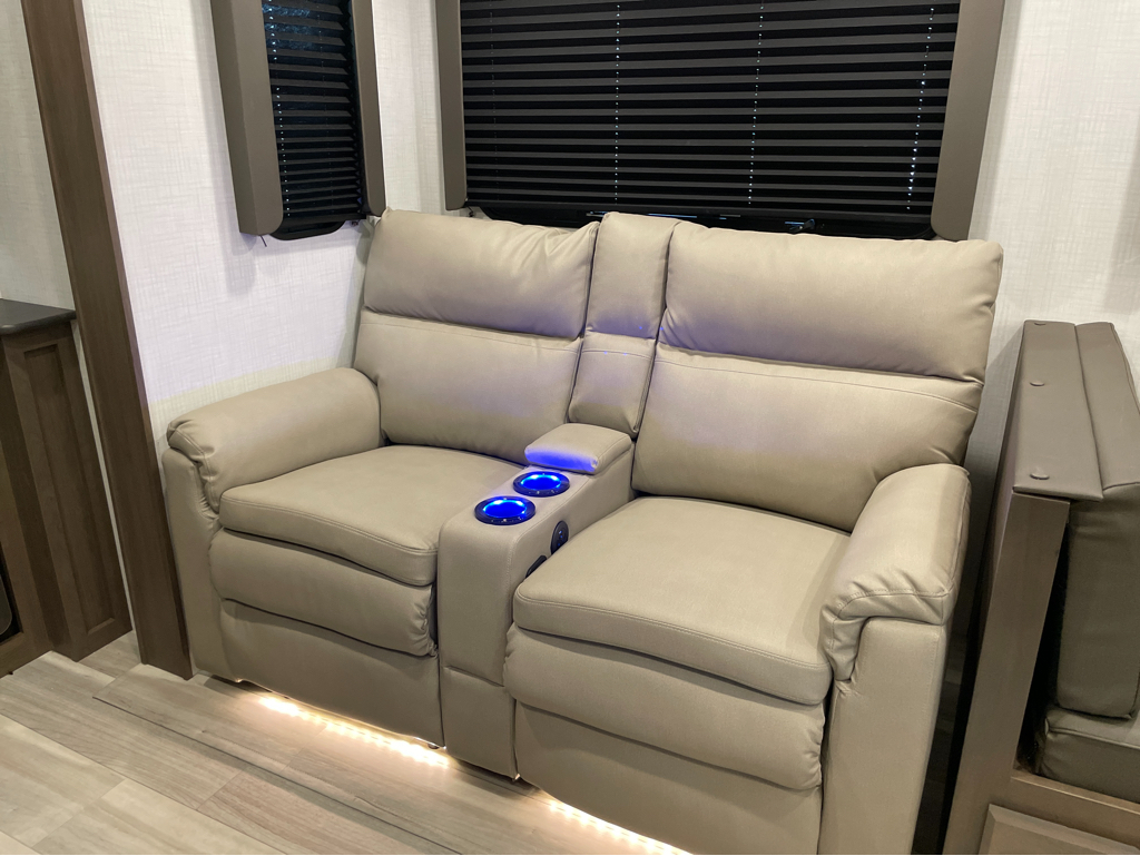 2026 Keystone Cougar Sport 2400RE, $ 35,990