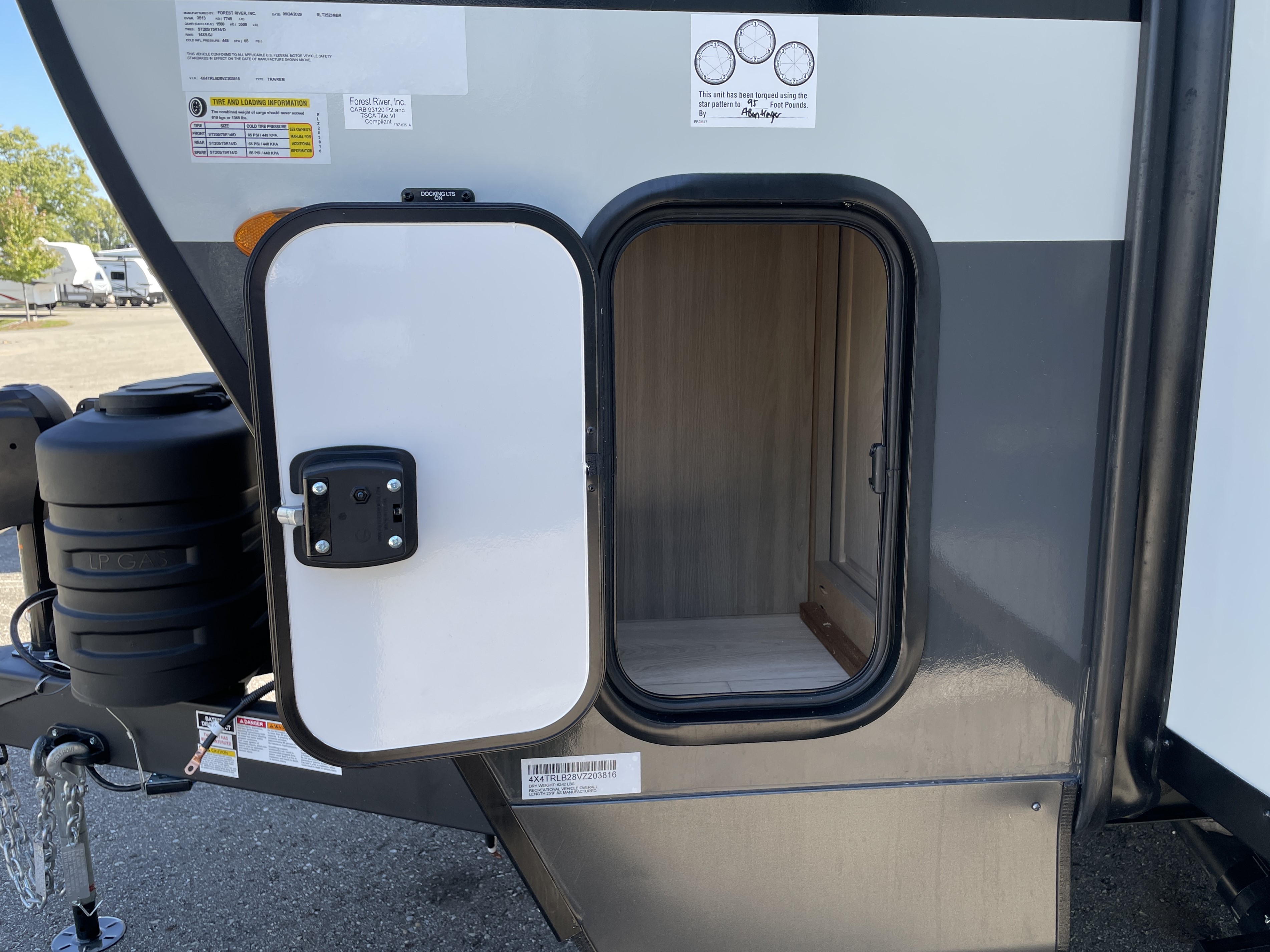 2027 Forest River Rockwood Mini Lite 2523MBR, $ 46,999