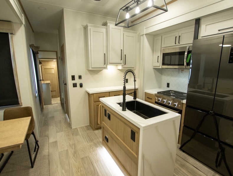 2026 Forest River Sandpiper 3990FL, $ 69,999