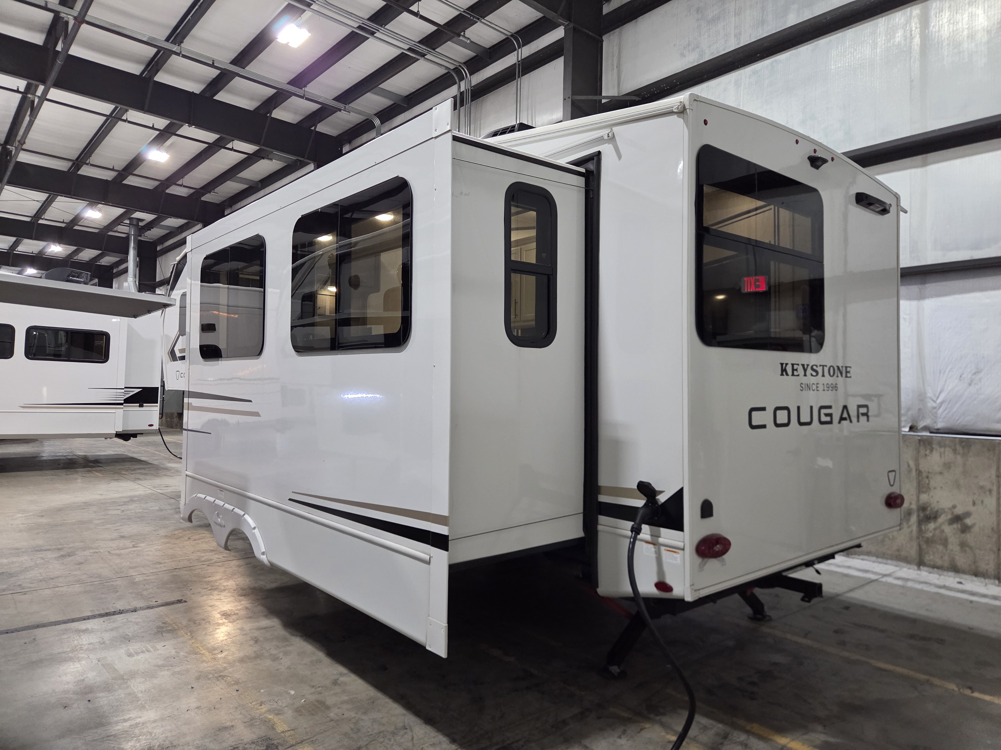 2026 Keystone Cougar Sport 2400RE, $ 35,990