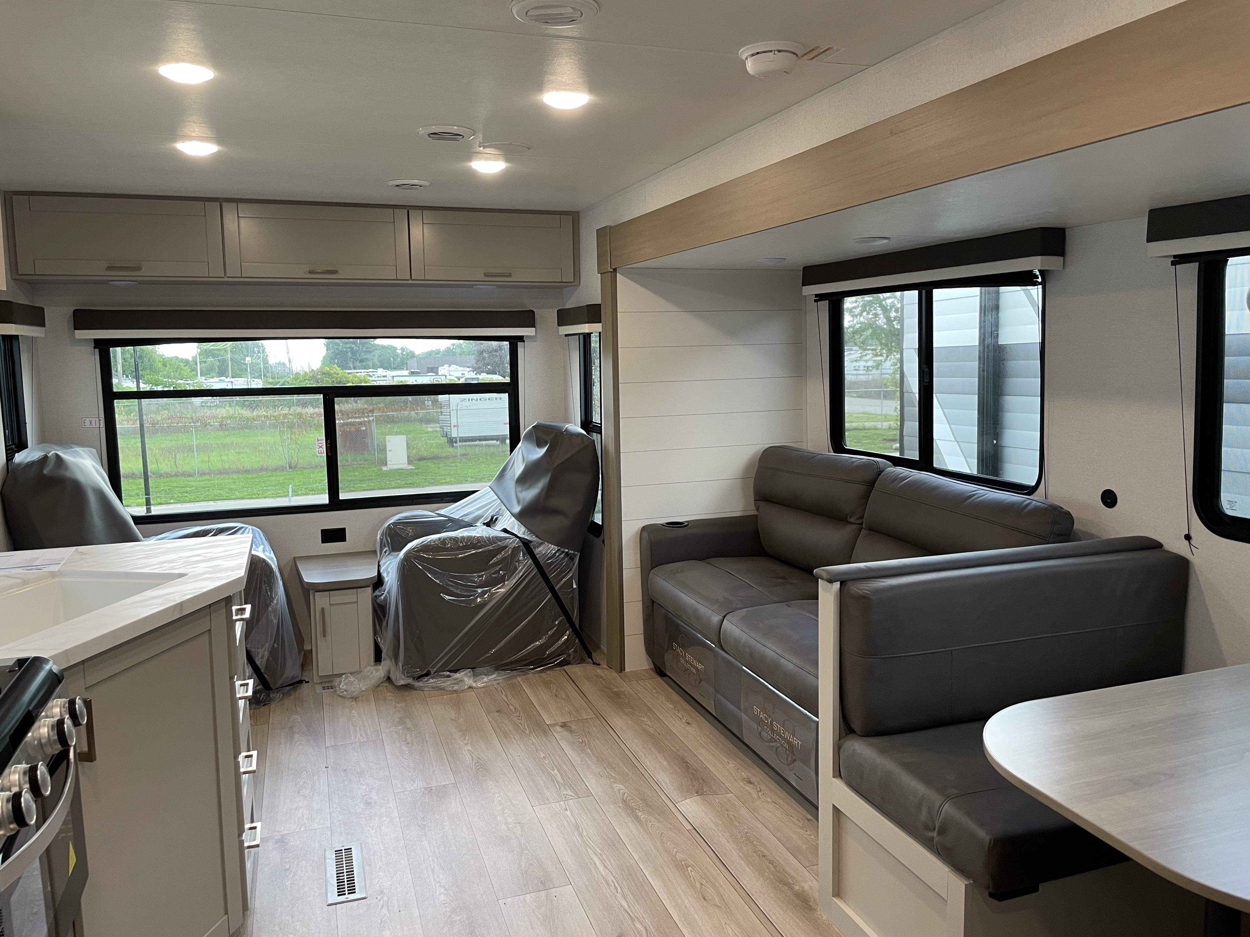2027 Jayco Jay Flight 262RLS, $ 27,999