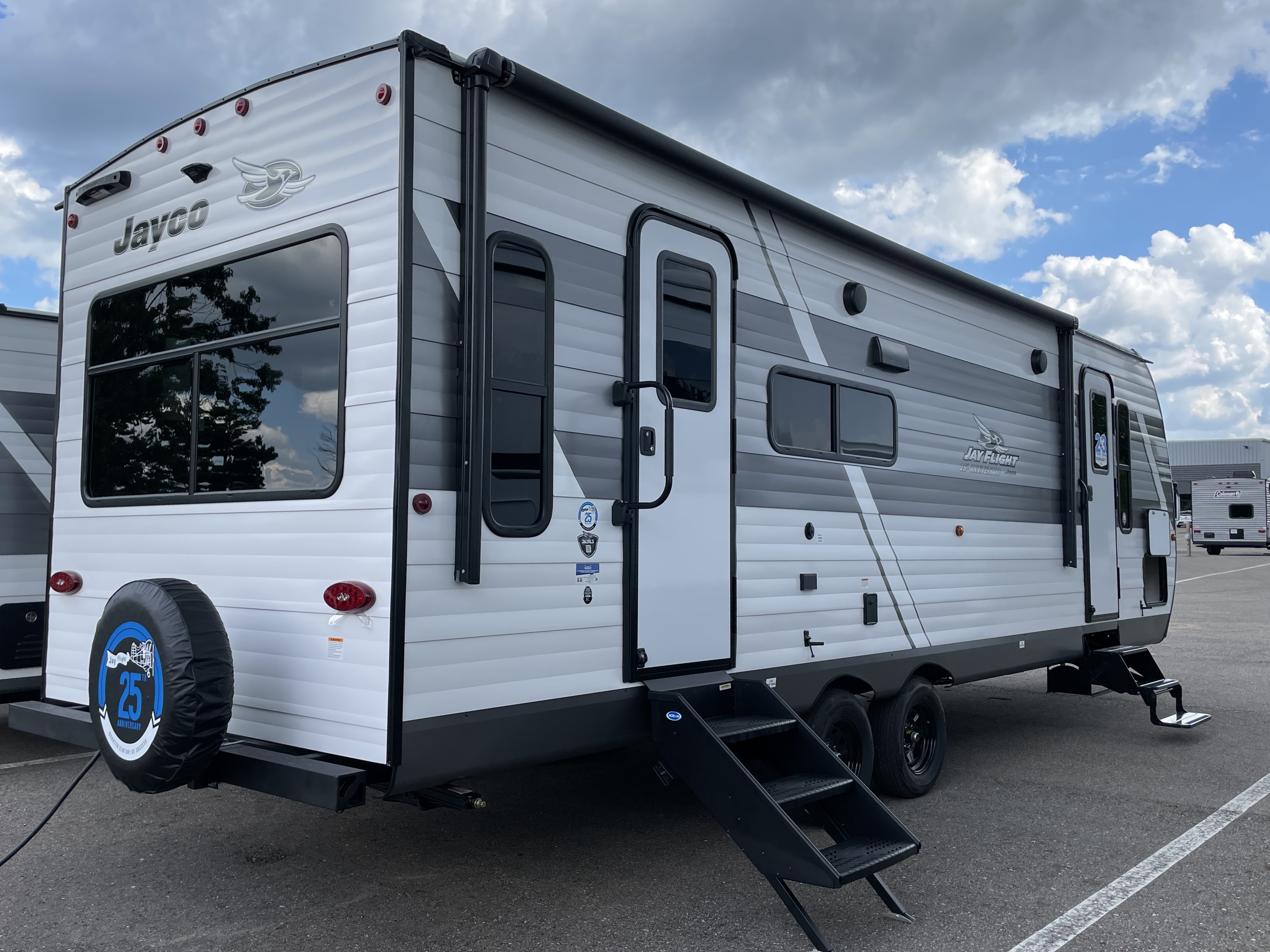 2027 Jayco Jay Flight 262RLS, $ 27,999