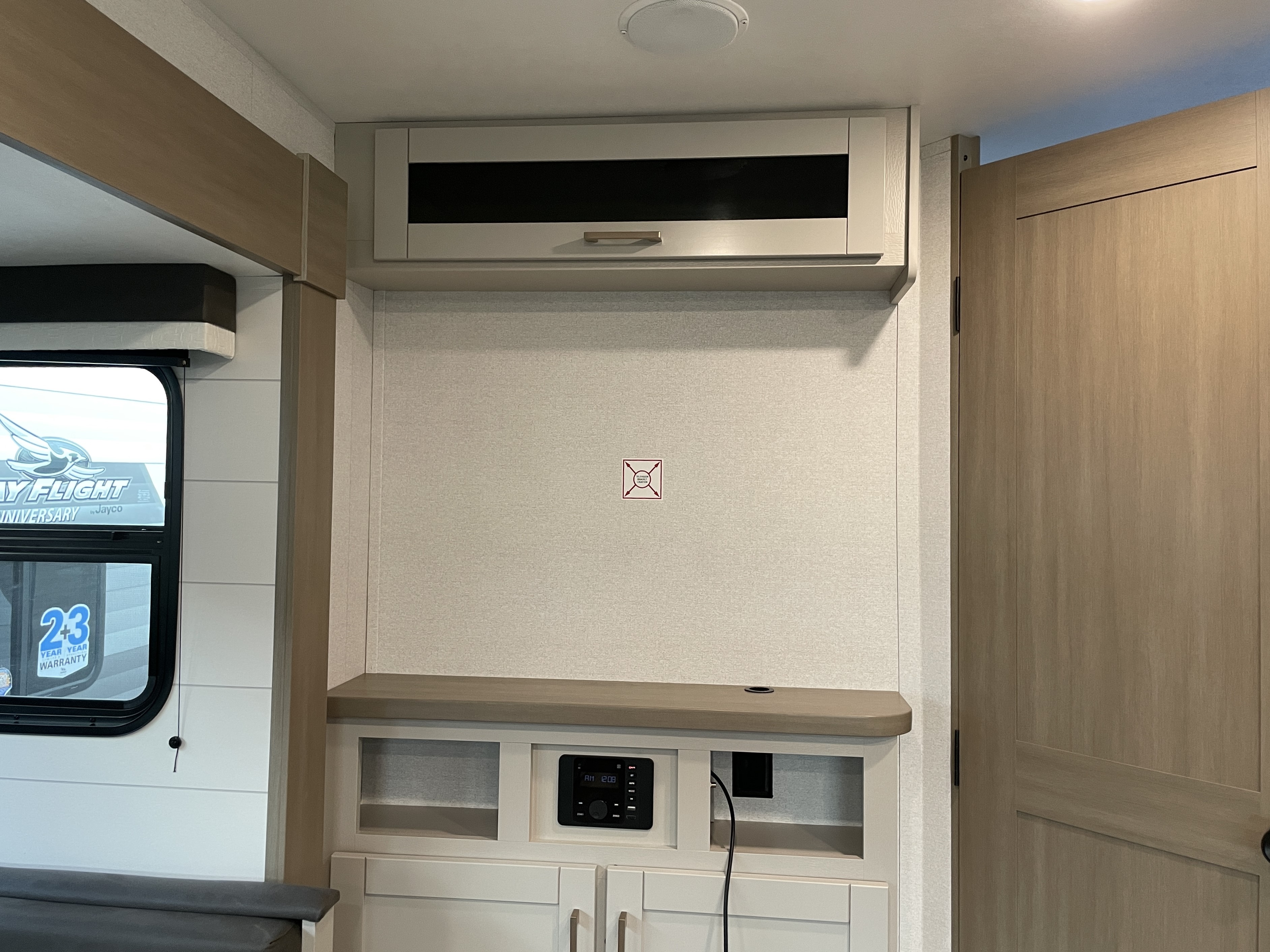 2027 Jayco Jay Flight 262RLS, $ 27,999