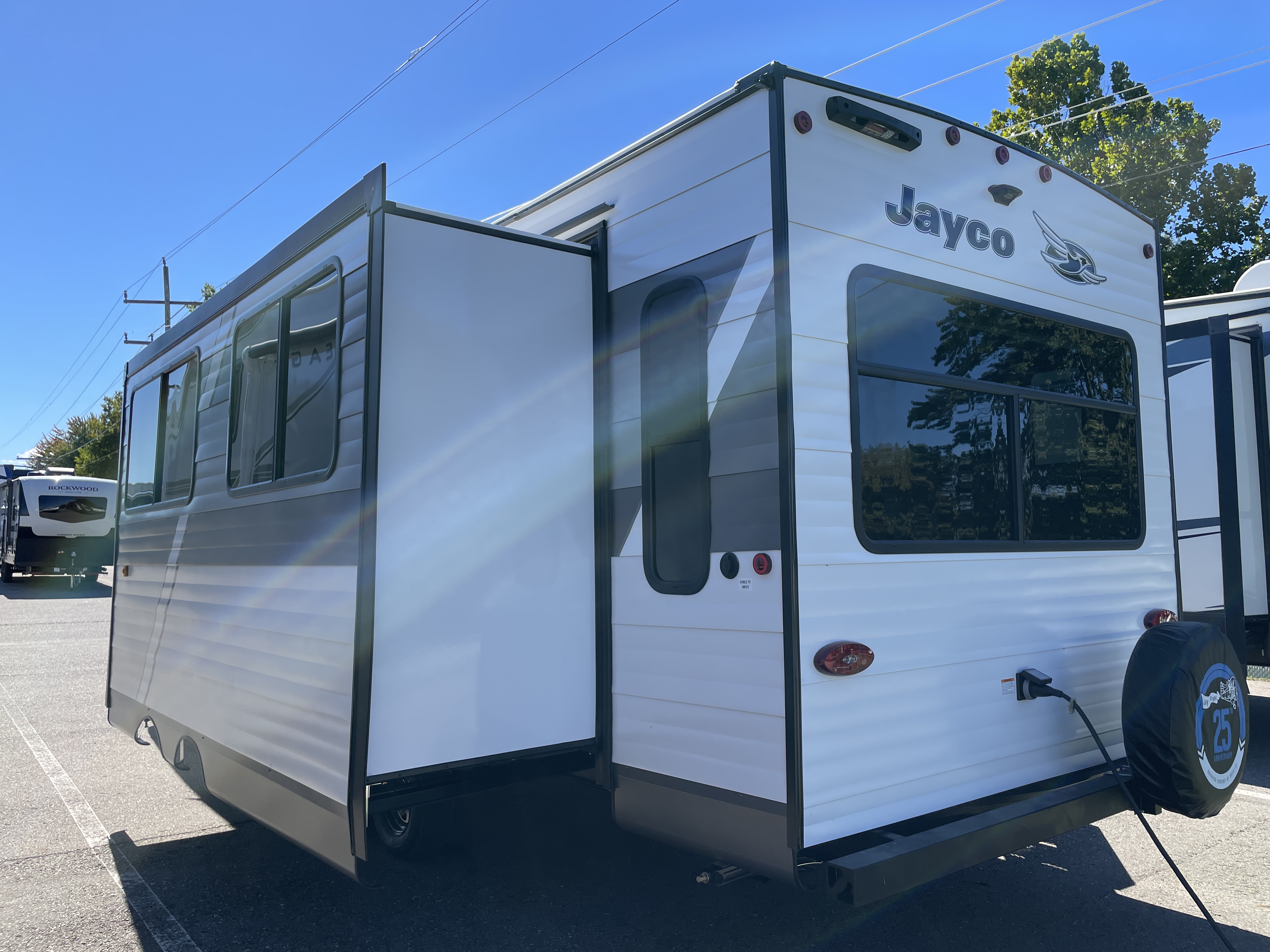 2027 Jayco Jay Flight 262RLS, $ 27,999