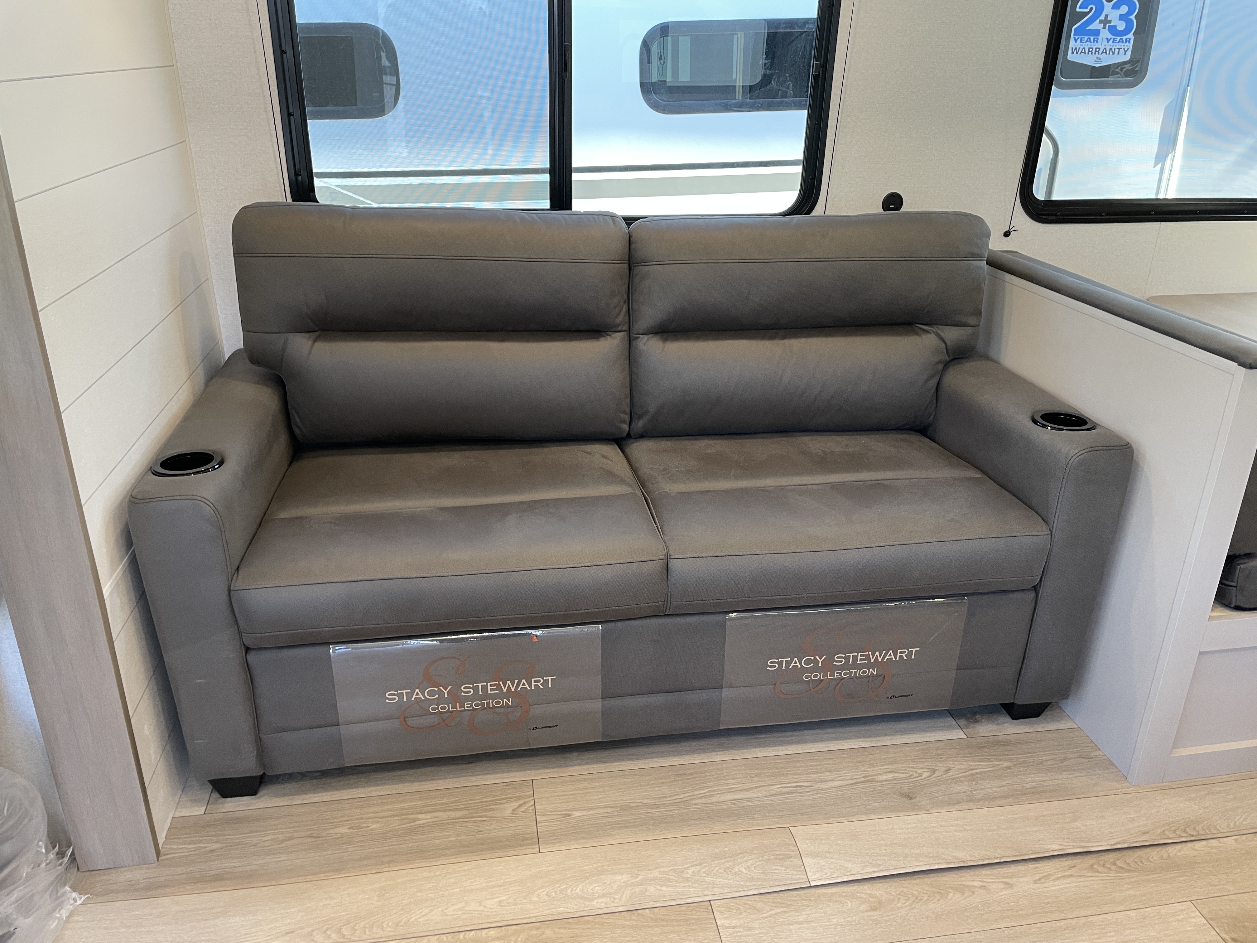 2027 Jayco Jay Flight 262RLS, $ 27,999