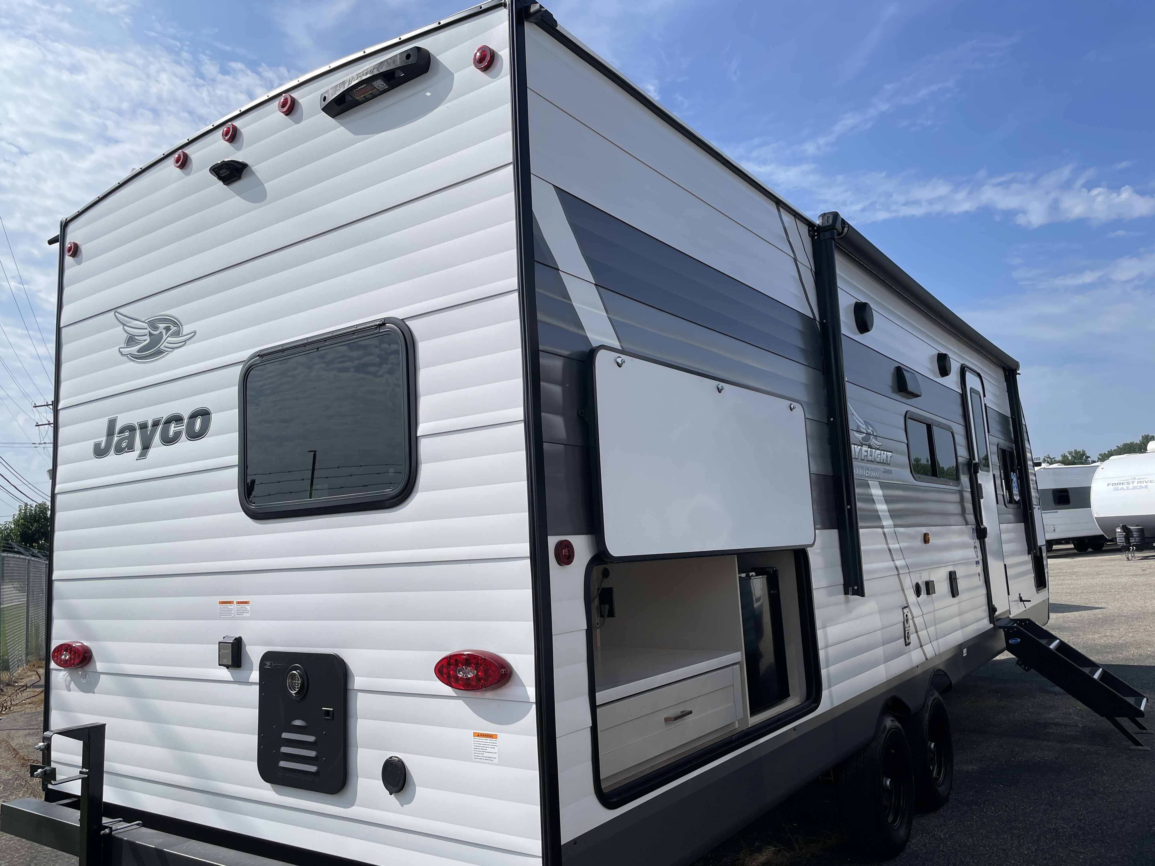 2027 Jayco Jay Flight 261BHS, $ 26,999