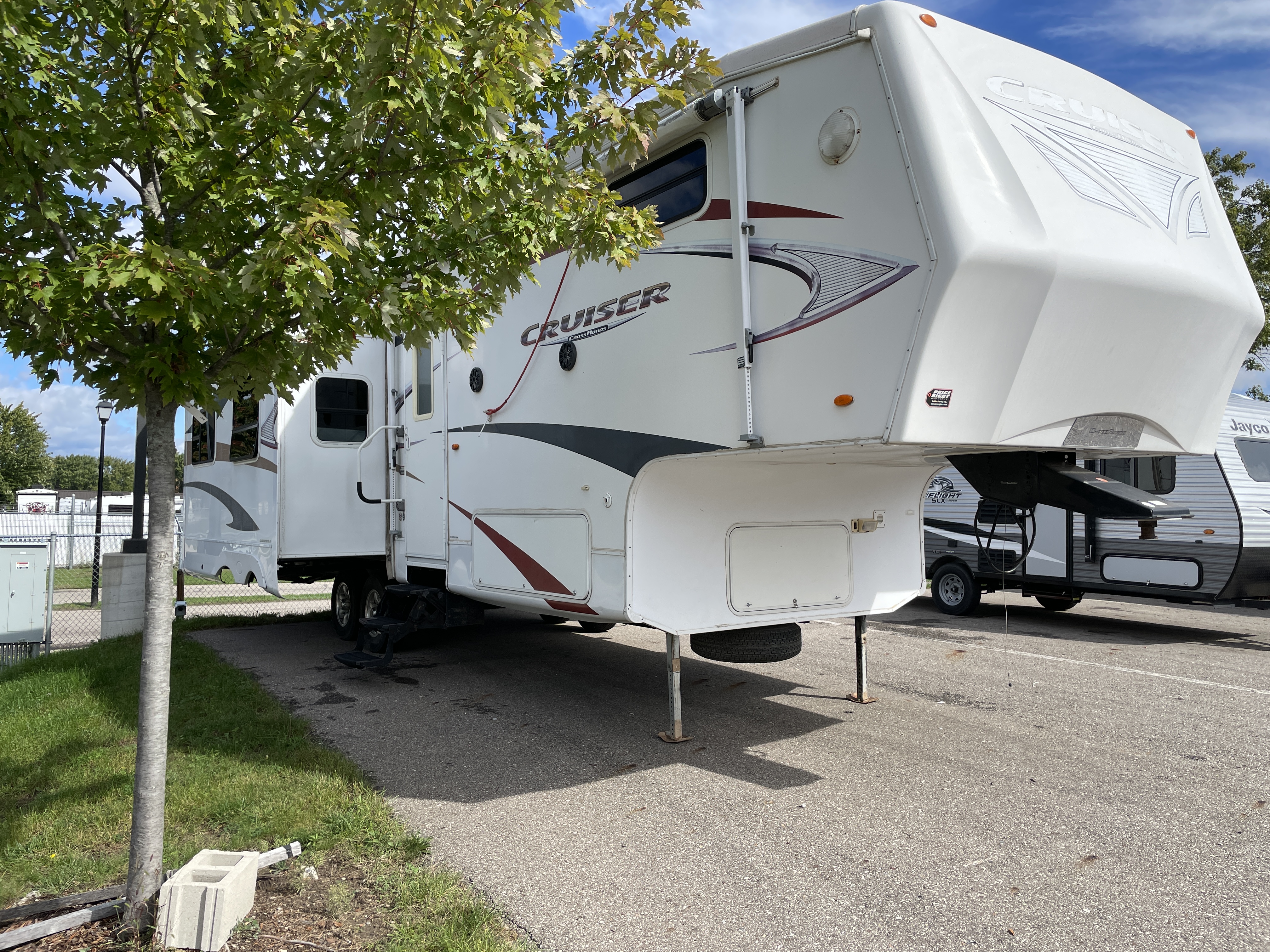 2009 CrossRoads Cruiser CF30SK, $ 10,490