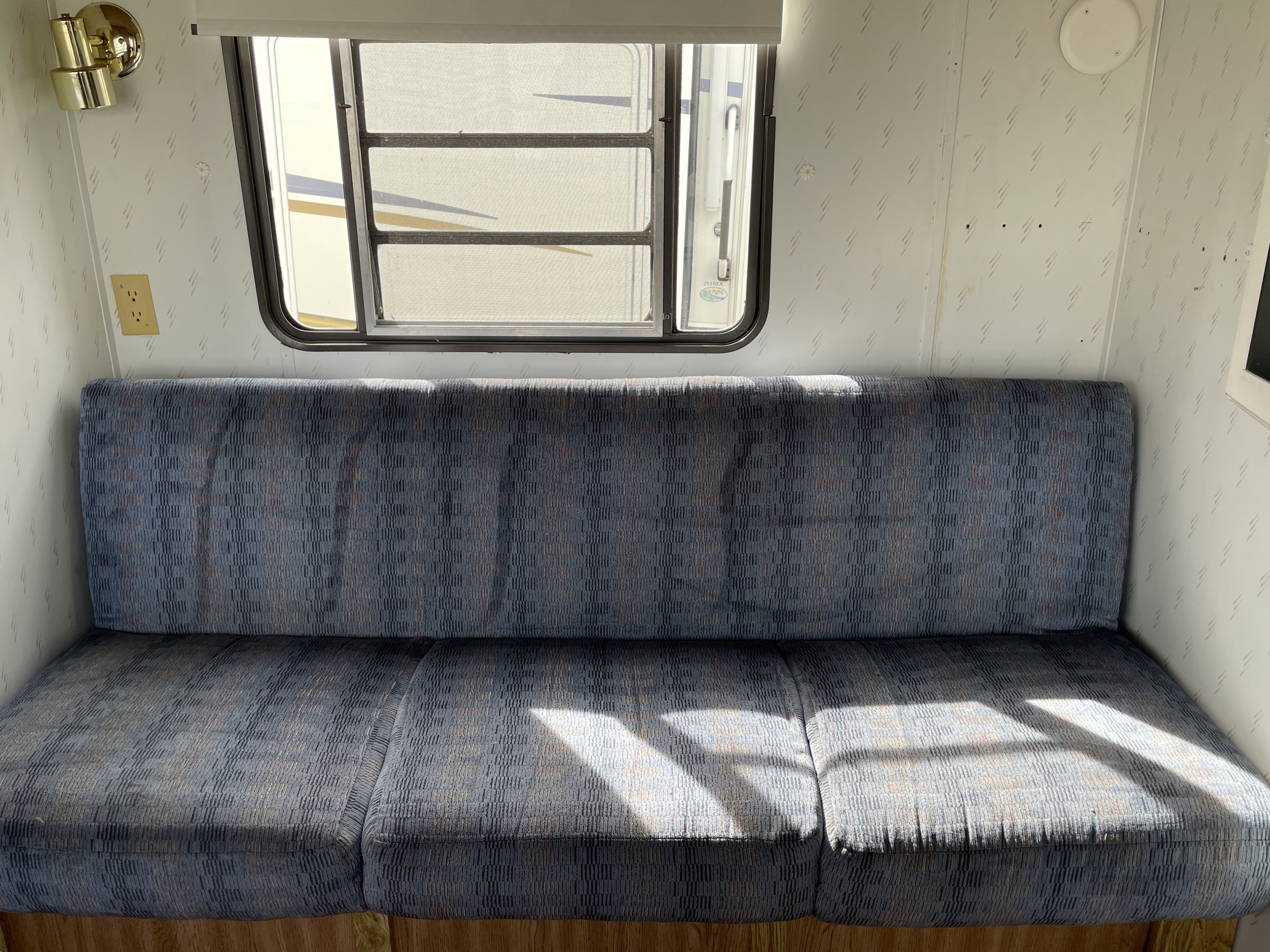 1993 Cree 327RK, $ 2,495