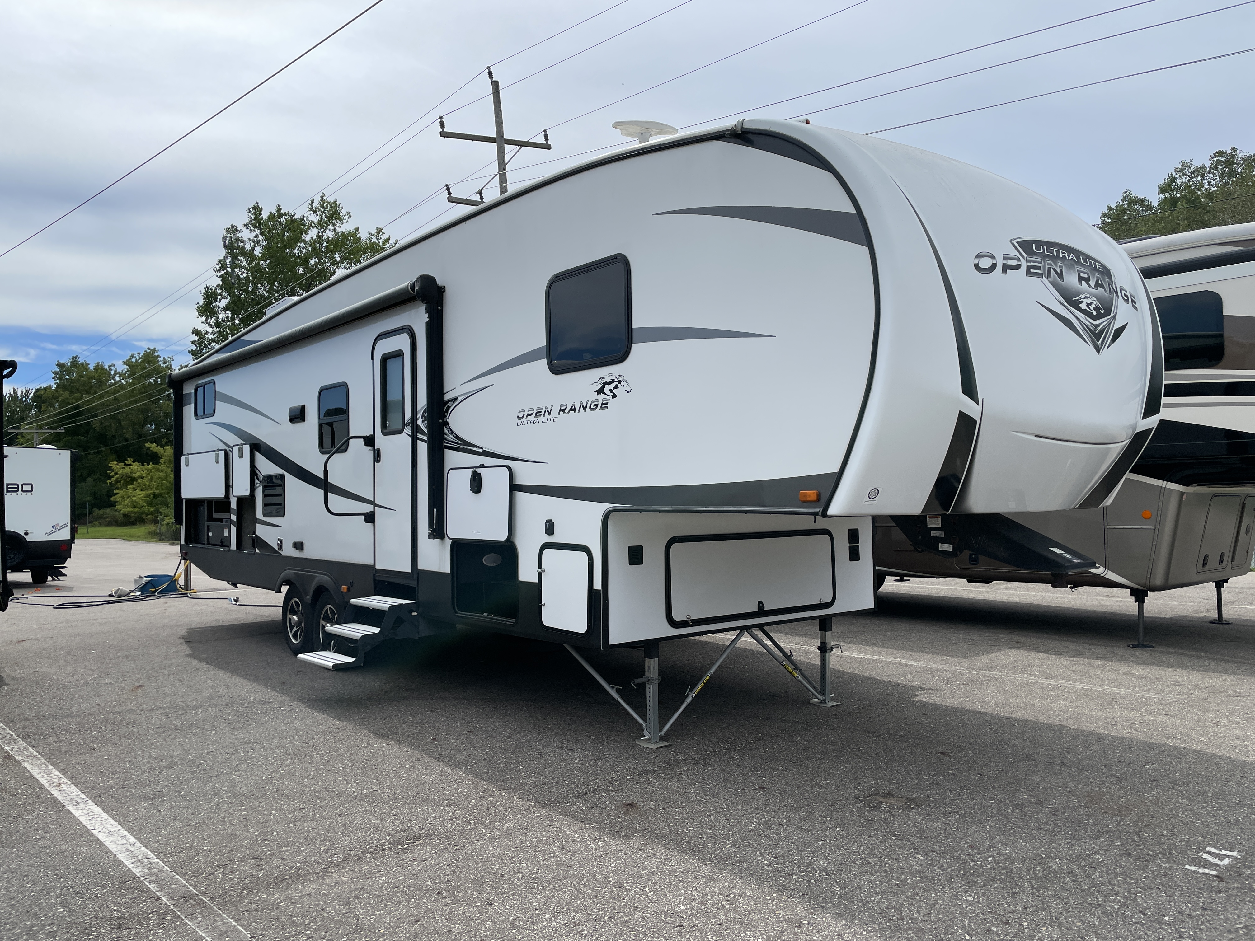 2018 Open Range Open Range Ultra Lite UT2950BH, $ 21,490