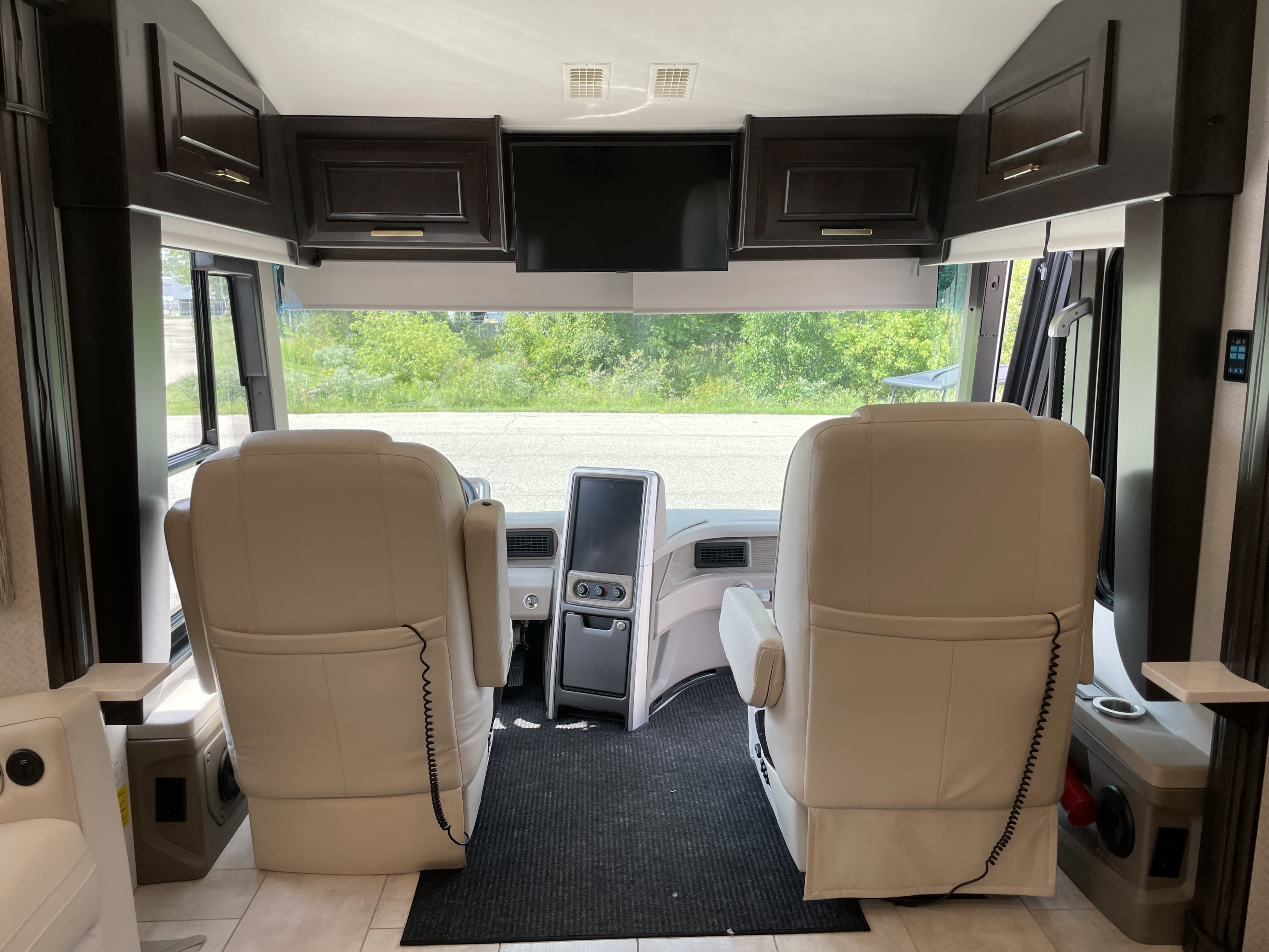 2024 Entegra Coach Cornerstone 45D, $ 529,999