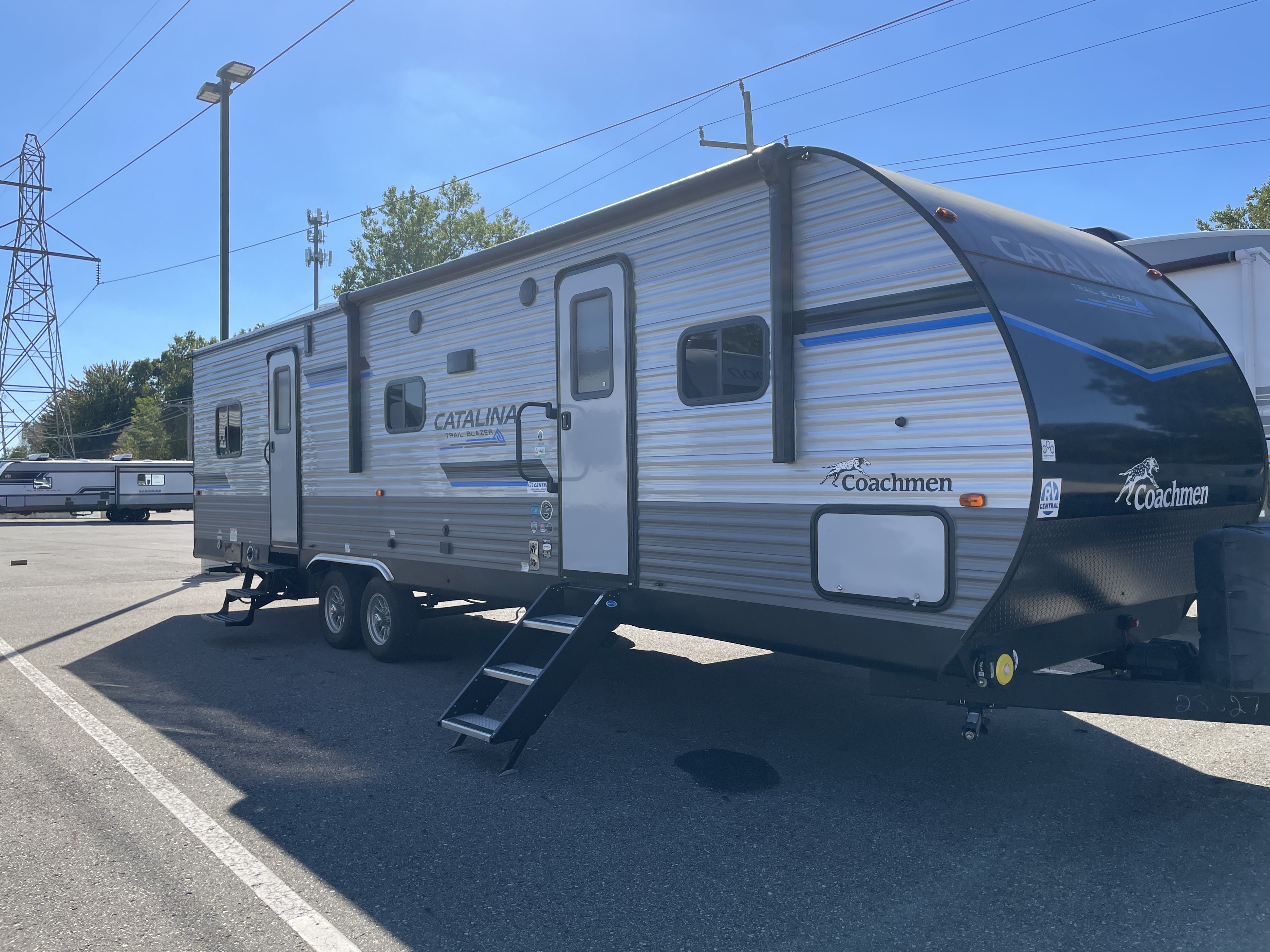2023 Coachmen Catalina Trail Blazer 29THS, $ 26,490