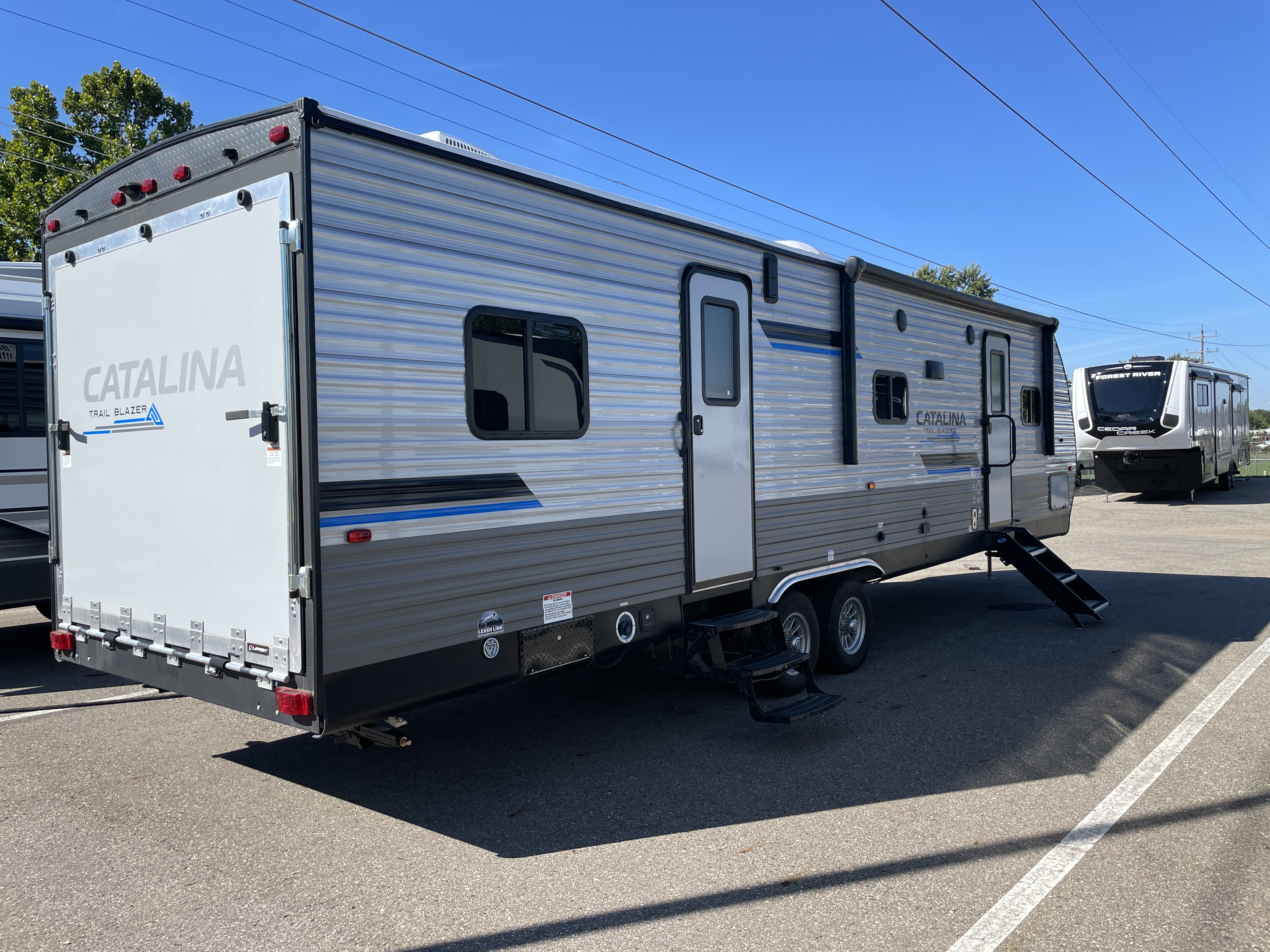2023 Coachmen Catalina Trail Blazer 29THS, $ 26,490