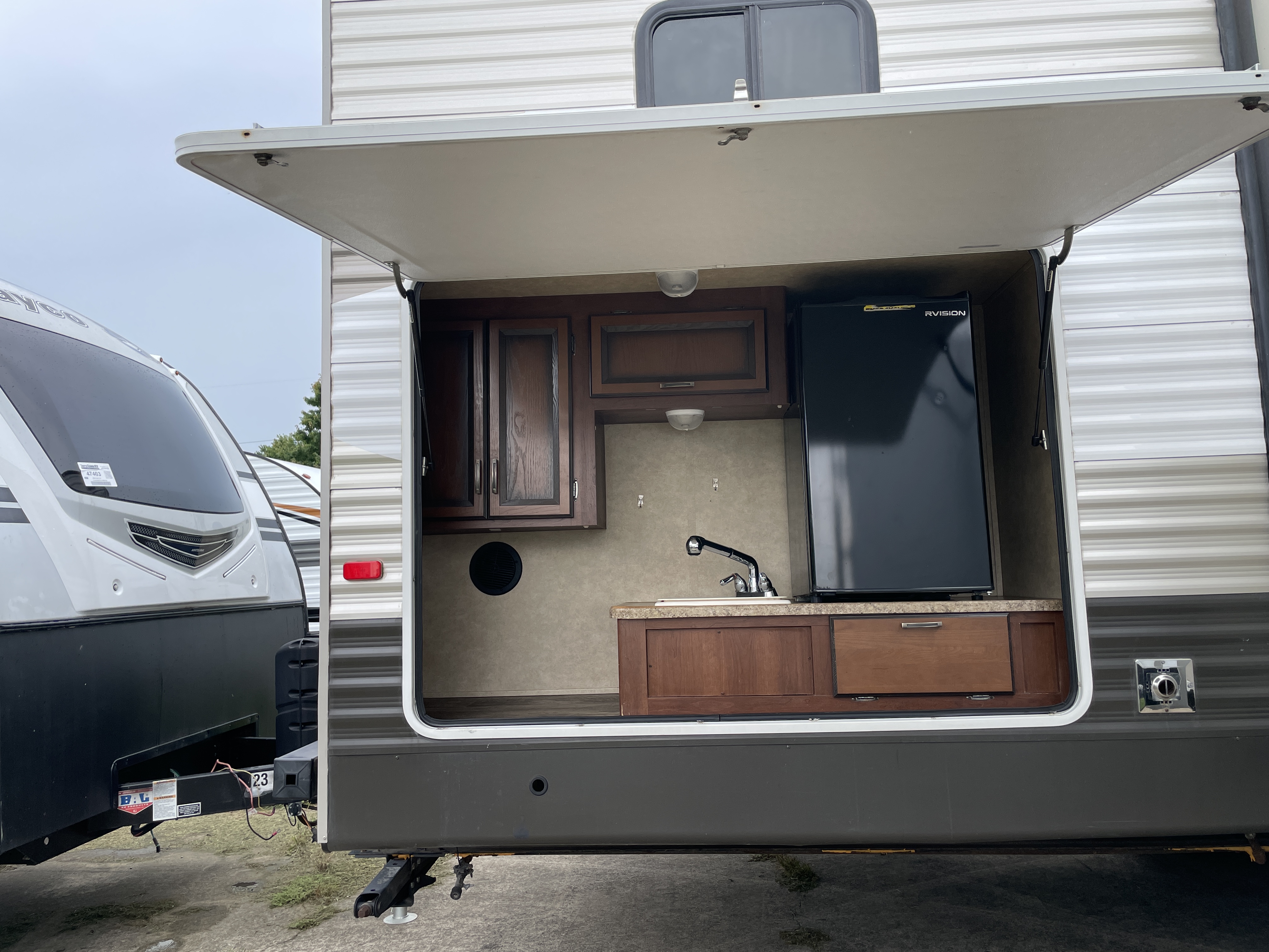 2014 CrossRoads Zinger ZT33BH, $ 13,990