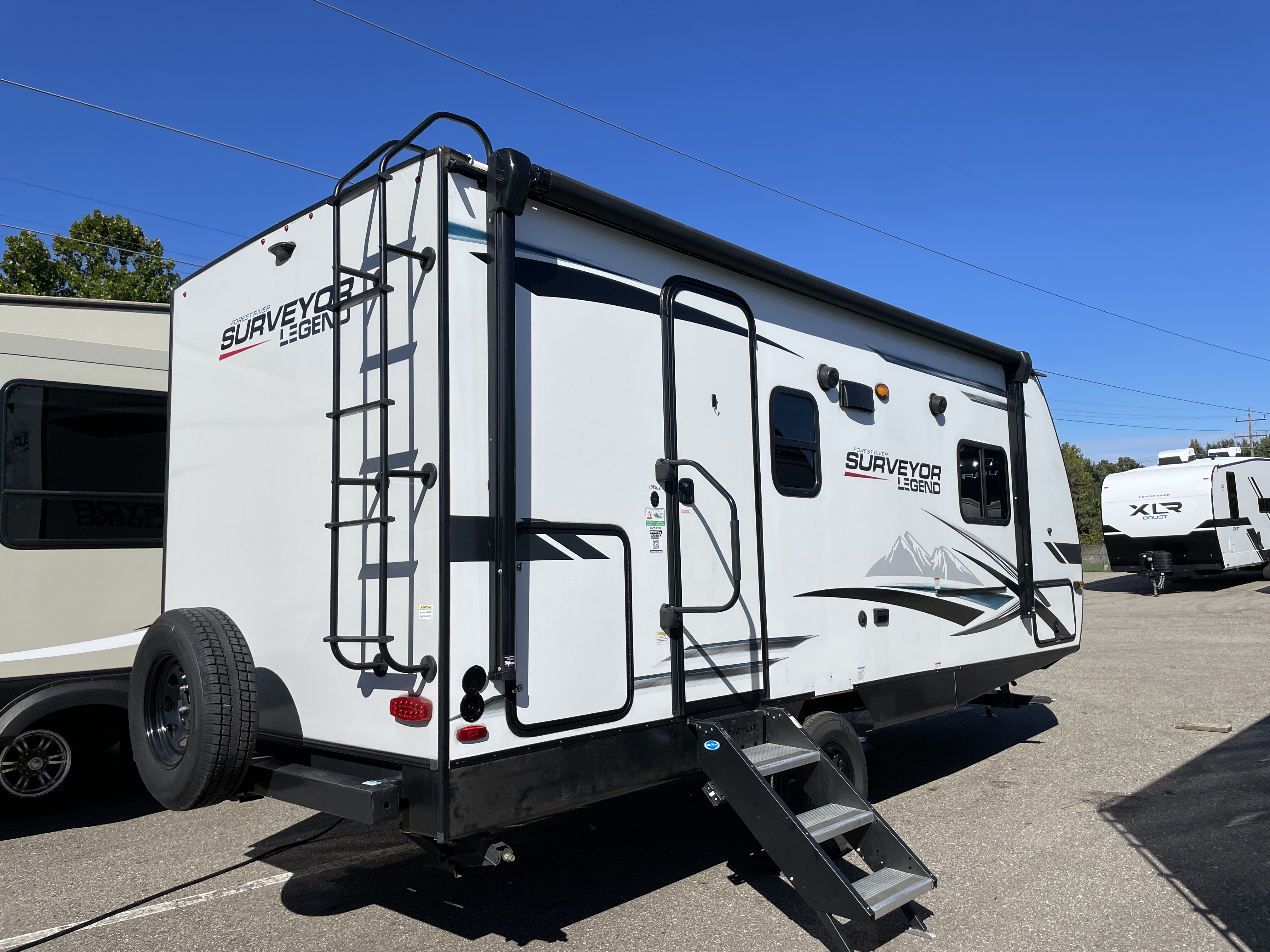 2022 Forest River Surveyor Legend 19RBLE, $ 18,990
