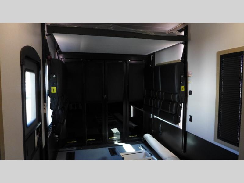 2026 Keystone Raptor 441HB, $ 189,173