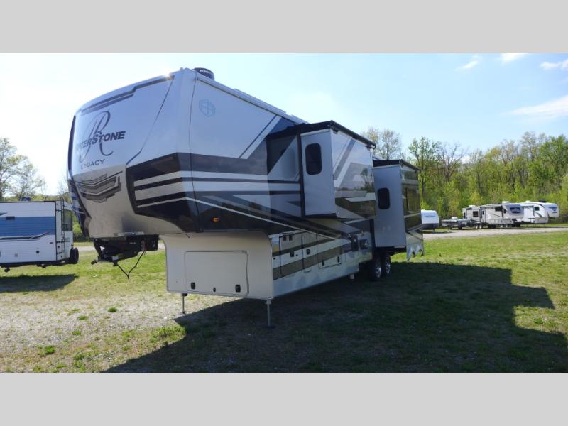 2025 Forest River Riverstone 39RKFB, $ 198,287