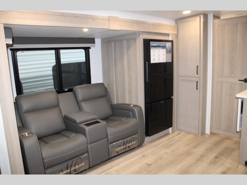 2026 Forest River Flagstaff Super Lite 26SRD, $ 65,333