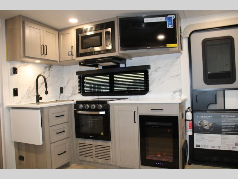 2026 Forest River Flagstaff Super Lite 26SRD, $ 65,333