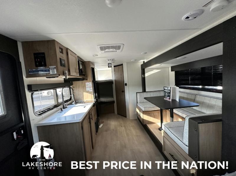 2025 Forest River Cherokee Wolf Pup Black Label 17, $ 42,699