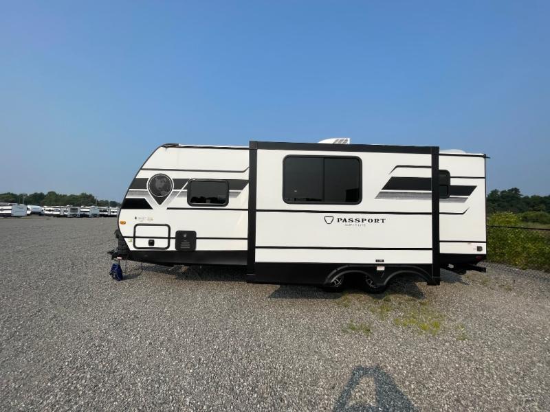 2026 Keystone Passport Super Lite (East) 229BH, $ 39,436