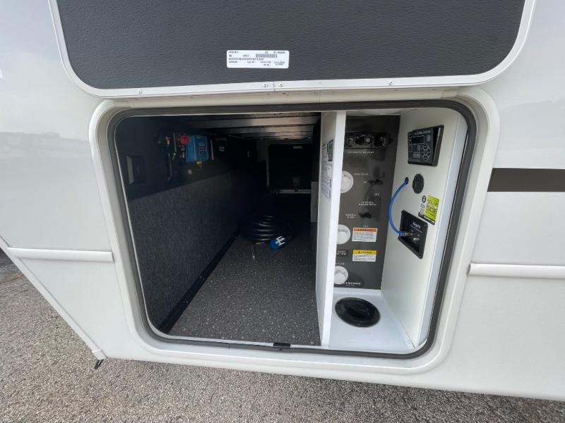 2026 Keystone Cougar Half-Ton (Travel Trailer) 29R, $ 62,717