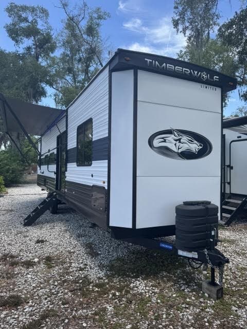 2024 Forest River Cherokee Timberwolf 39TN, $ 29,999