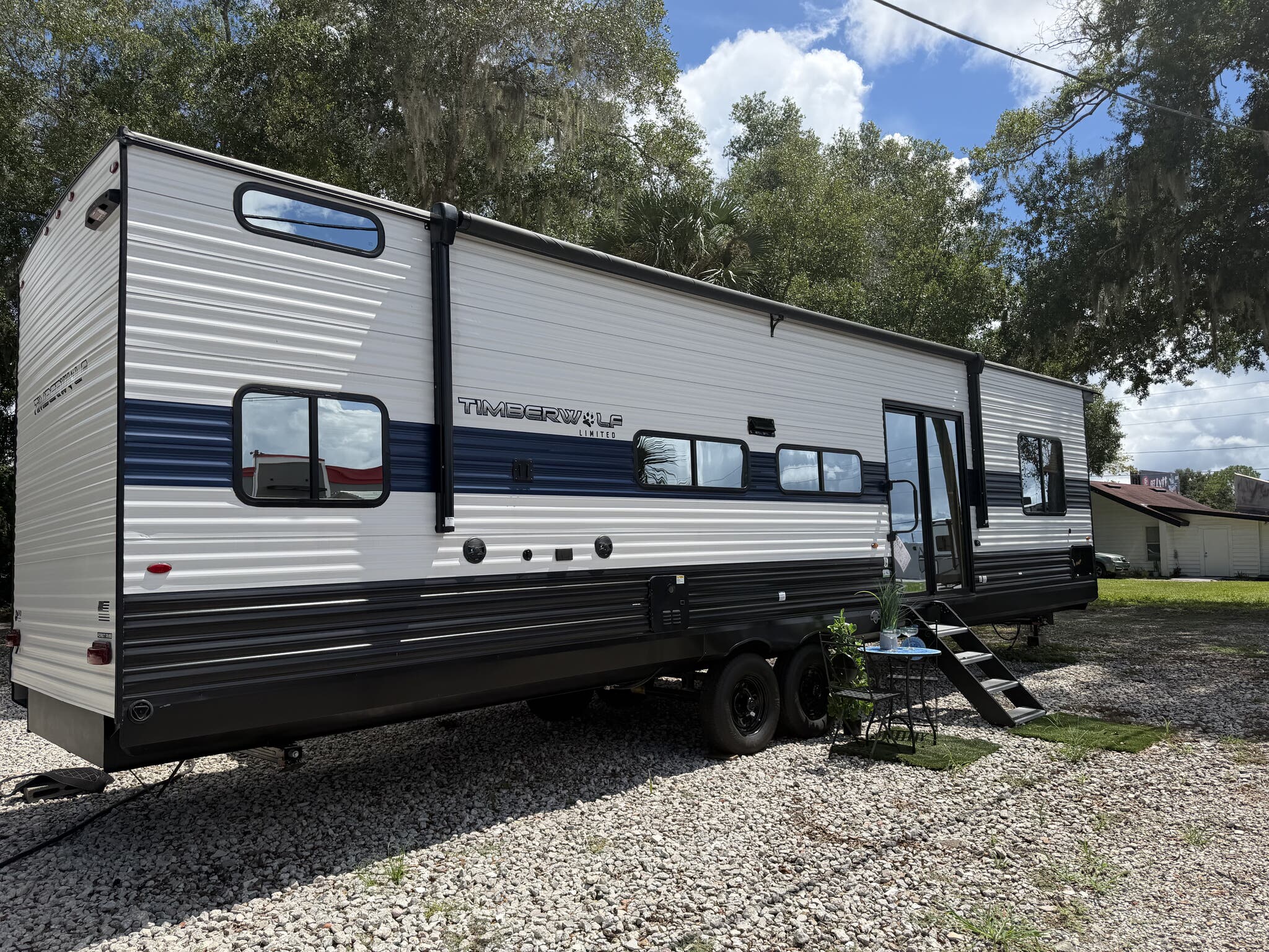2024 Forest River Cherokee Timberwolf 39TN, $ 29,999