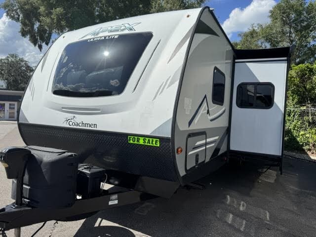2020 Coachmen Apex Ultra Lite 289TBSS, $ 19,995