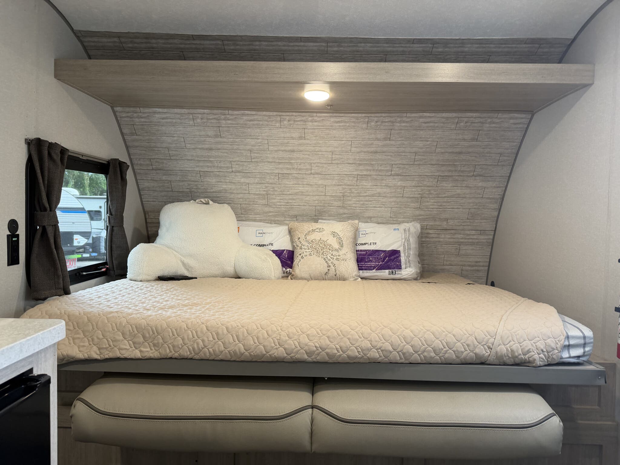2024 Coachmen Catalina Summit Series 7 154RBX, $ 13,850