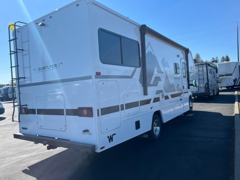 2027 Winnebago Sunflyer 24GG, $ 107,324