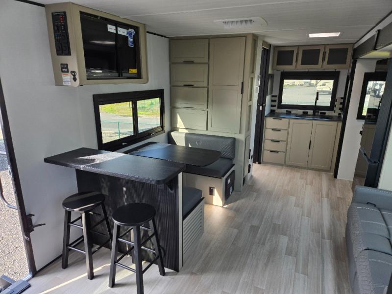 2026 Keystone Walkabout 22MAX, $ 57,998