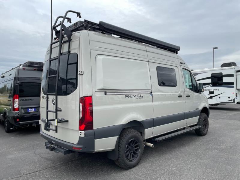2027 Winnebago Revel Sport 44C, $ 159,998