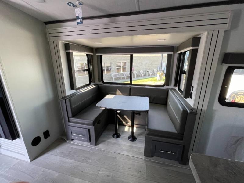 2026 Keystone Cougar Half-Ton (Travel Trailer) 22R, $ 35,998