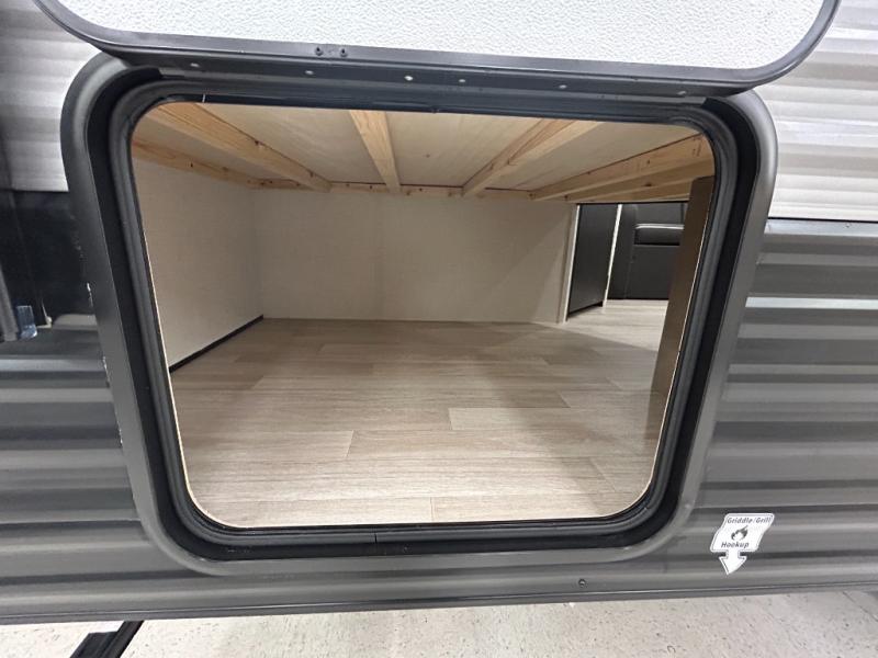 2027 Keystone Springdale Mini 1990BHS, $ 24,998