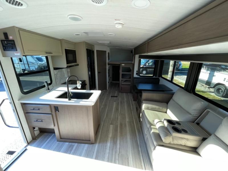 2026 Keystone Cougar Half-Ton (Travel Trailer) 28B, $ 44,998