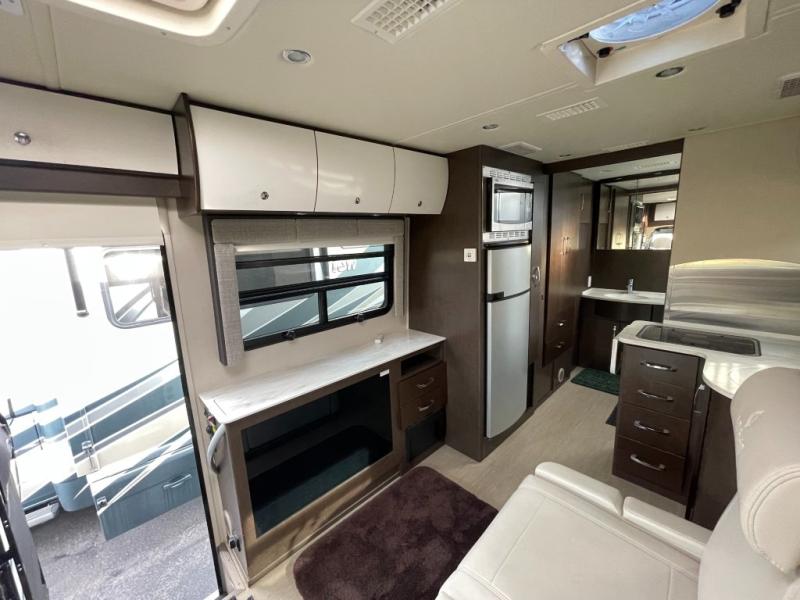 2016 Leisure Travel Vans Unity U24MB, $ 109,990