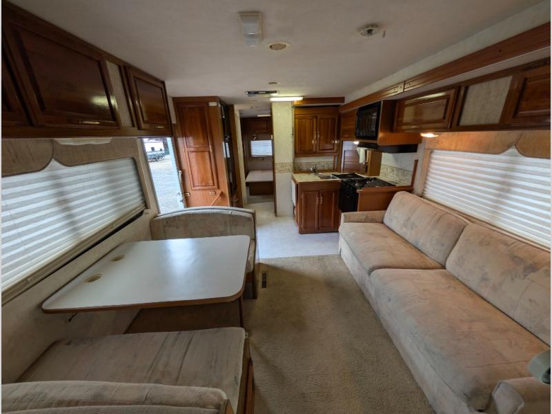 2000 Winnebago Minnie Winnie 30V, $ 18,990