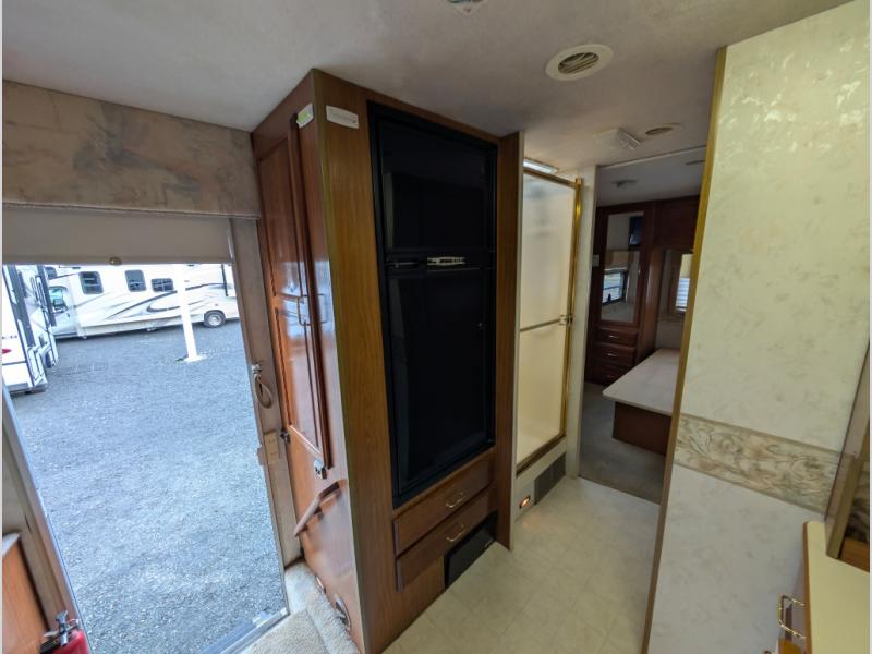 2000 Winnebago Minnie Winnie 30V, $ 18,990