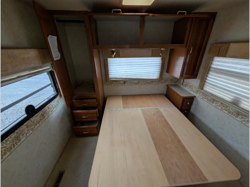 2000 Winnebago Minnie Winnie 30V, $ 18,990