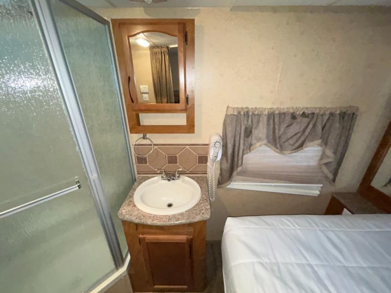 2012 Outdoors RV Wind River 250CKS, $ 19,995