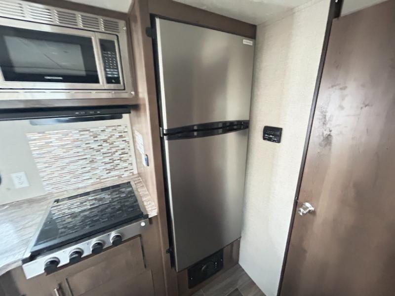 2019 Coachmen Shasta 21RB, $ 12,980
