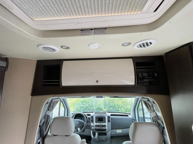 2015 Leisure Travel Vans Unity U24MB, $ 99,990